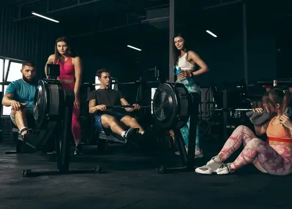 Jak ułożyć trening crossfit, aby uniknąć kontuzji i osiągnąć efekty