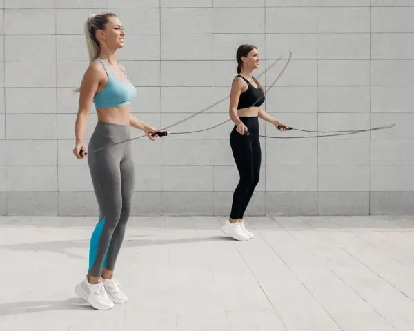 Jaka skakanka do crossfit zapewni najlepsze wyniki treningowe?
