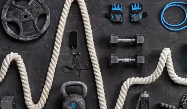 Czy CrossFit pomaga schudnąć? Odkryj prawdę o odchudzaniu