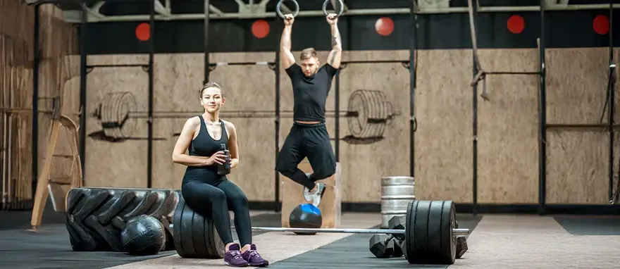 CrossFit czy warto? Poznaj zalety i wady treningu dla każdego