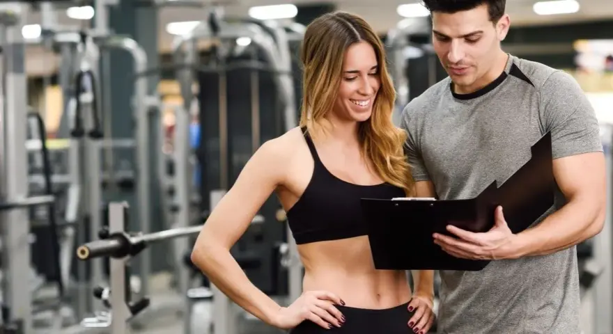 Ile zarabia trener CrossFit? Poznaj prawdziwe zarobki w Polsce