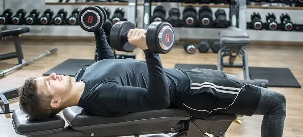 Zdjęcie Trening FBW co to? Poznaj skuteczny sposób na wymarzoną sylwetkę